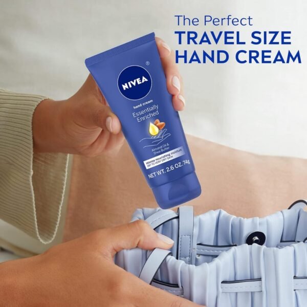 Nivea Essentially Enriched, Lotion pour le corps essentiellement enrichi en sérum nourrissant en profondeur et à l'huile d'amande, Pack de 2, 591 mL – Image 5